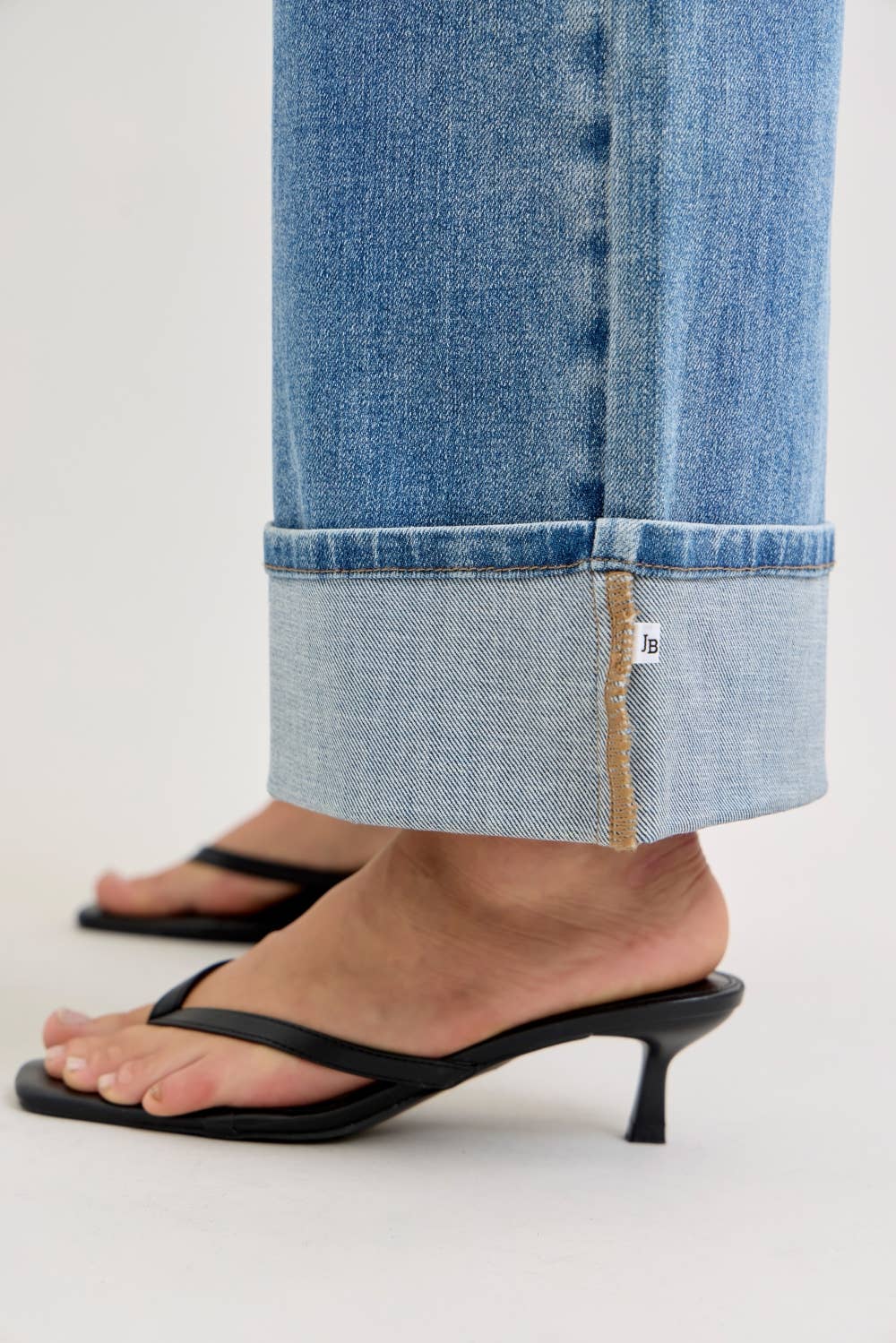 Judy Blue Jeans - MR Straight w/ Fold Over WB