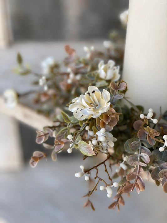 Chalice Bloom Candle Ring Cream