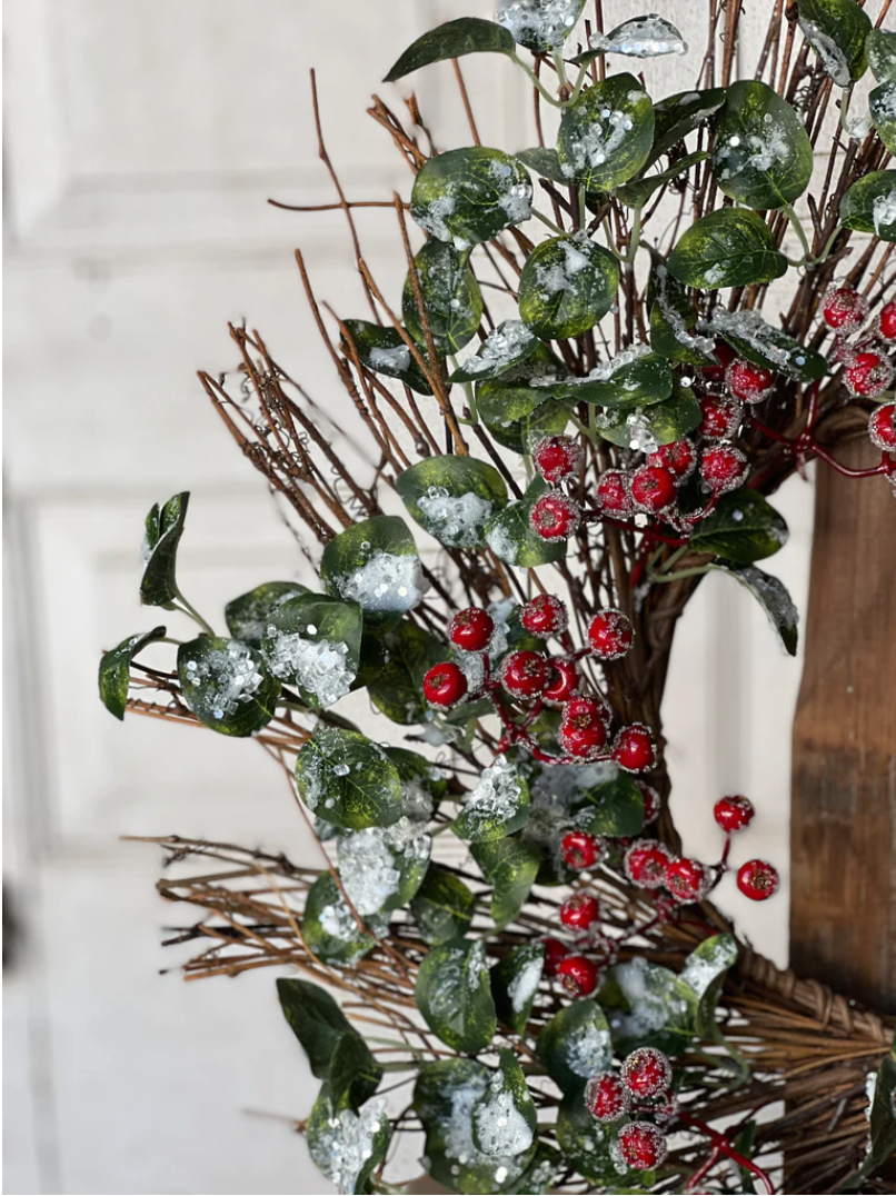 Iceberg Berries Wreath | 22"