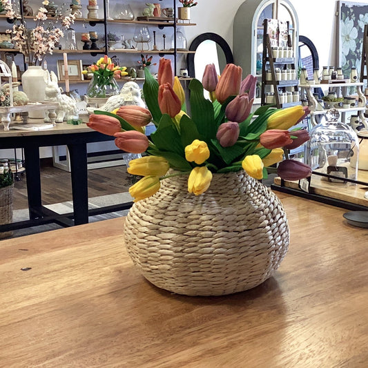 Rattan vase with Tulips