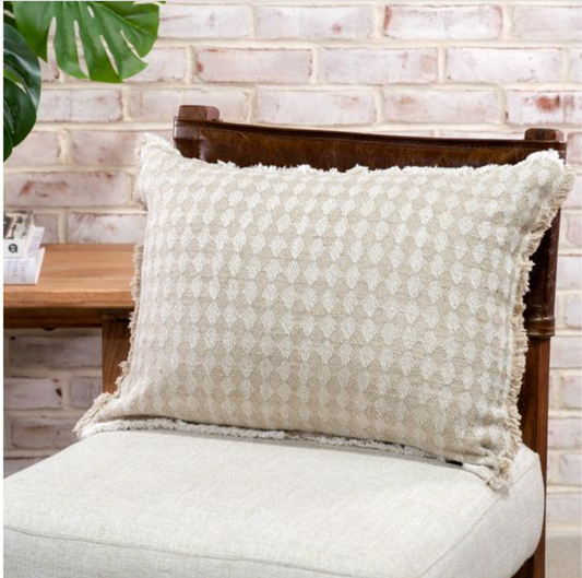 14" X 20" BEIGE DIAMOND FRINGE PILLOW
