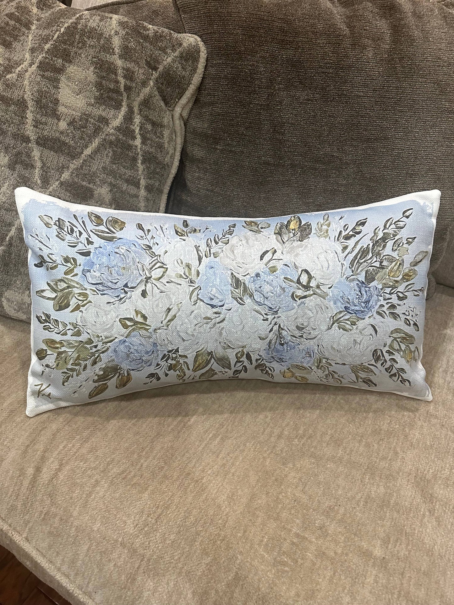 Southern Cotton Mill - GA Blue & White Hydrangeas Lumbar 