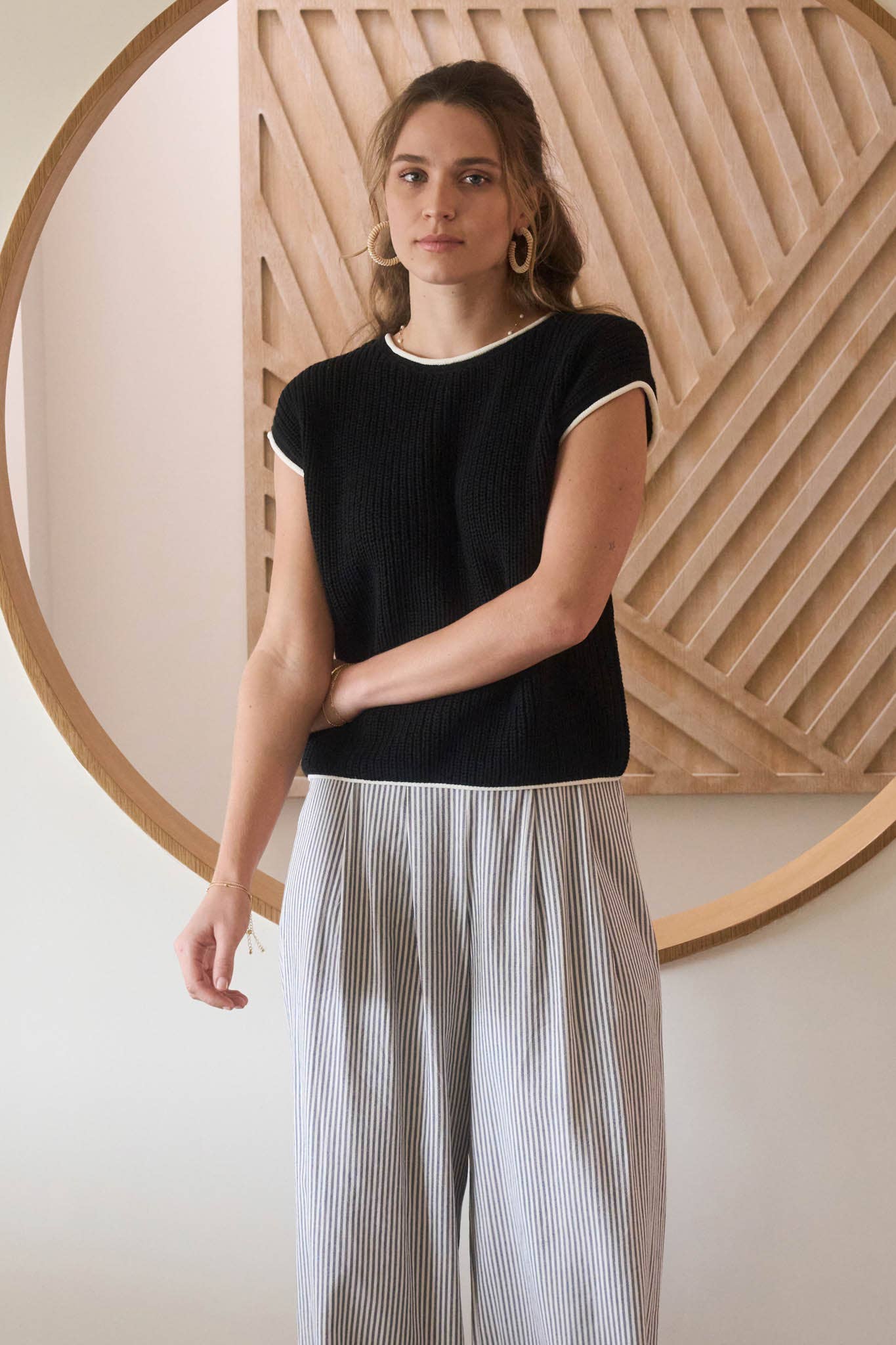 Contrast Trim SS Knit Sweater