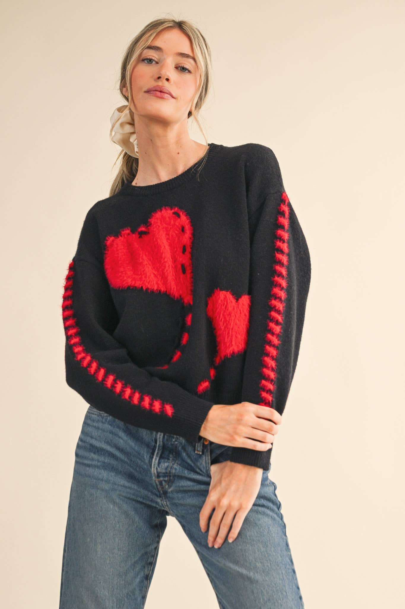FUZZY HEART KNIT SWEATER WITH WHIP STITCH MSW10990