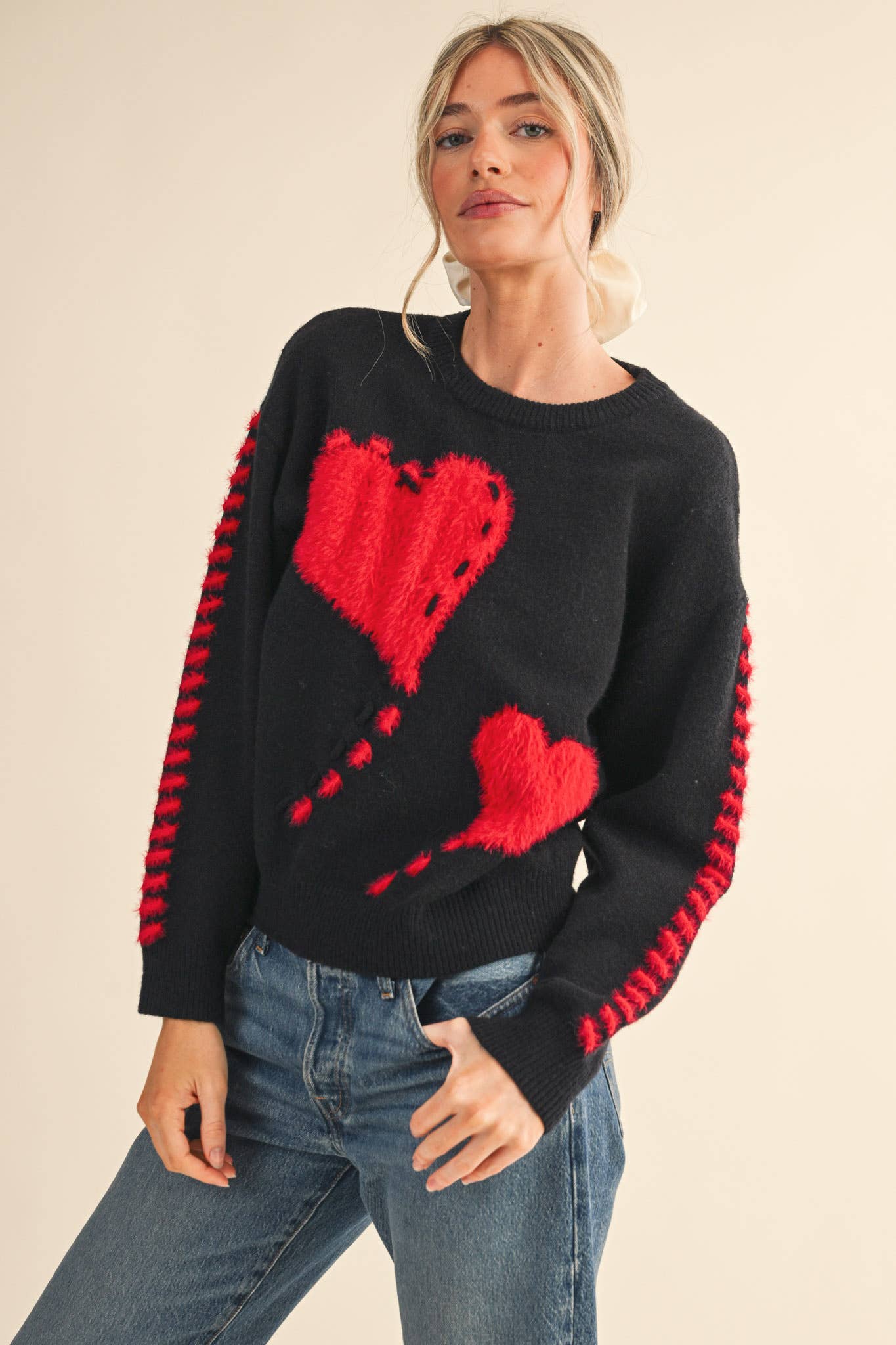 FUZZY HEART KNIT SWEATER WITH WHIP STITCH MSW10990