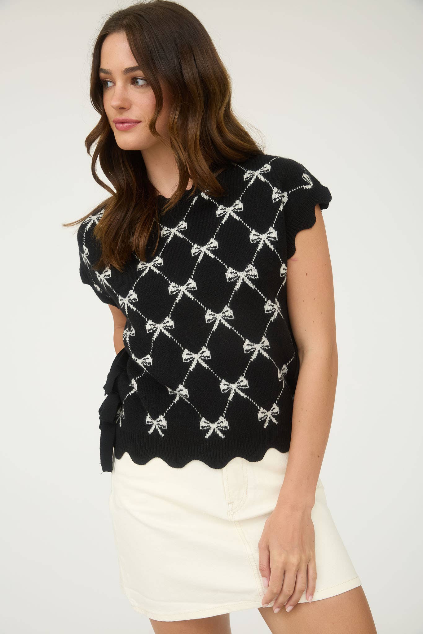 Blu Pepper - BOW PATTERN SHORT SLEEVE SIDE TIE KNIT PULLOVER