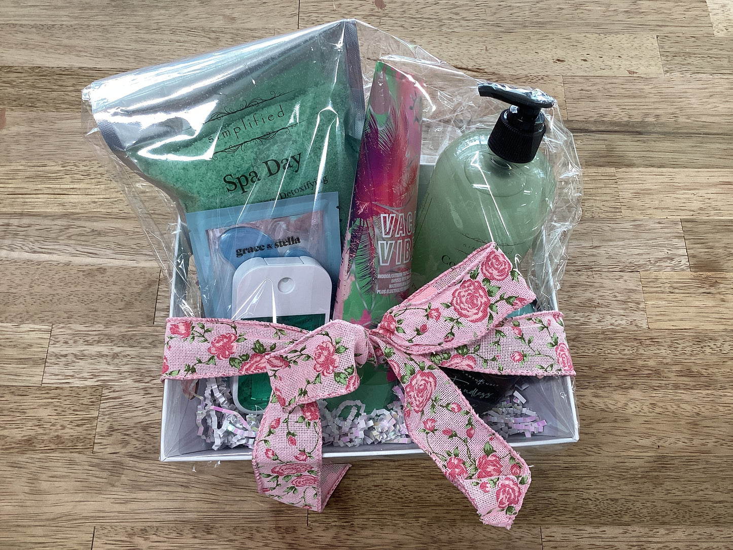 Spa gift basket