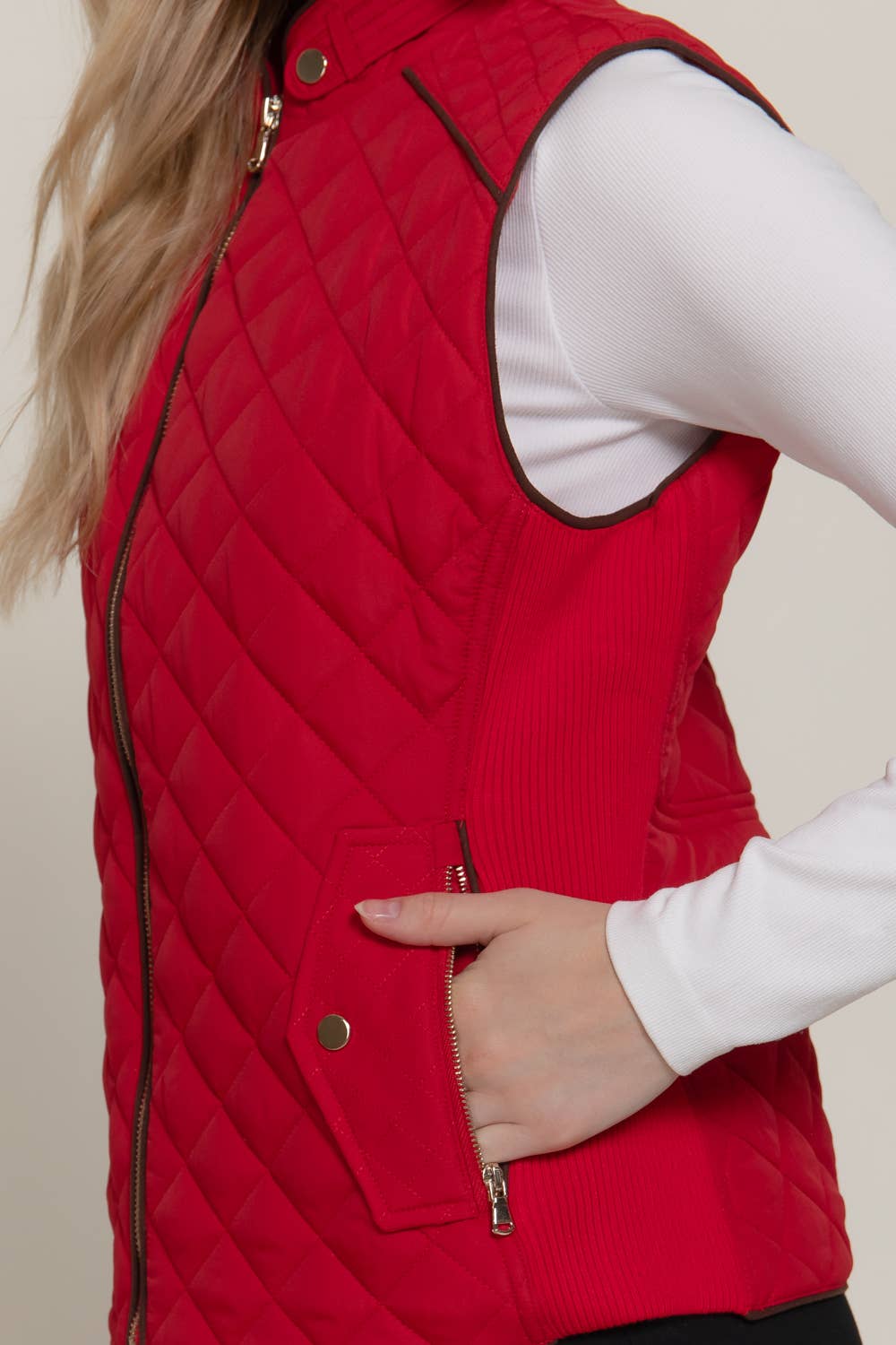 Active Basic | Active USA - Suede Piping Detail Rib Quilted Padding Vest
