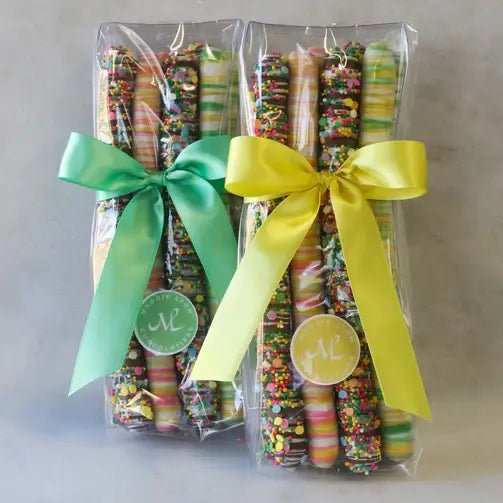 Maggie Lyon Chocolatiers - 8pc Easter Milk and White Chocolate Covered Pretzel Rods