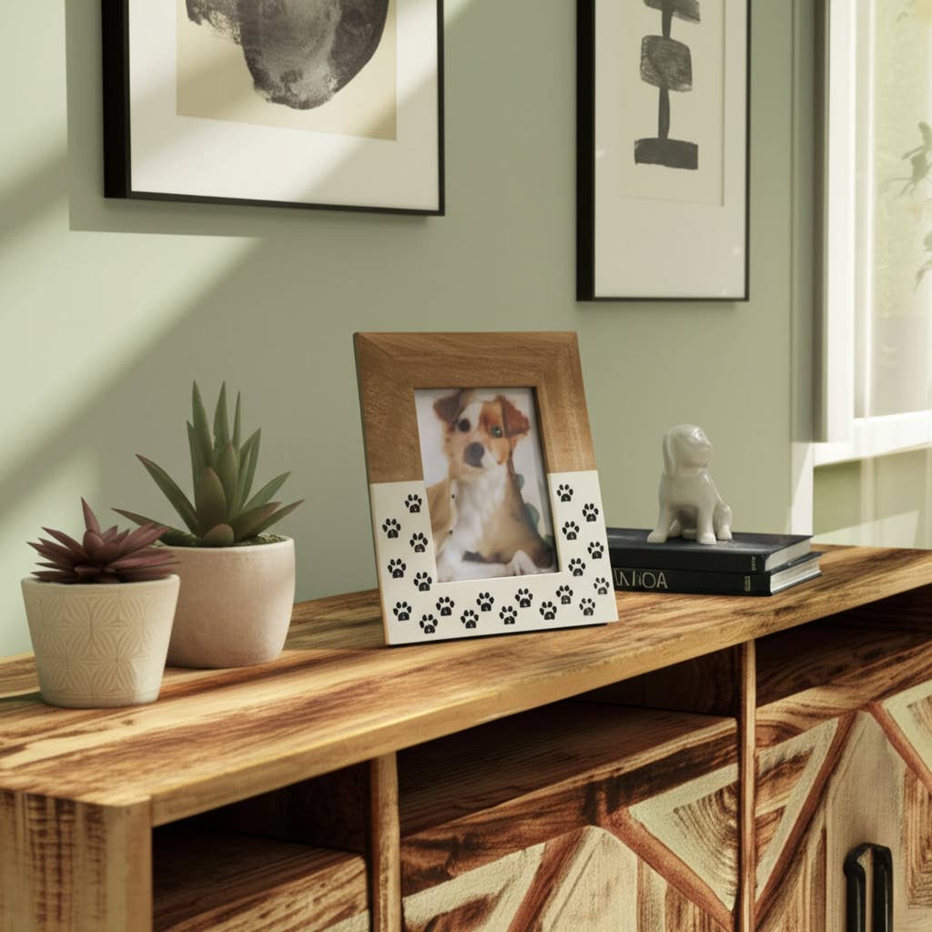 Sagebrook Home - Wood and Glass Paw Print Picture Frame - White, 4x6 in.