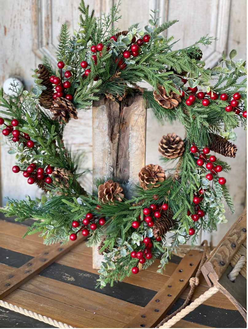 Tannenbaum Pine Wreath | 24"