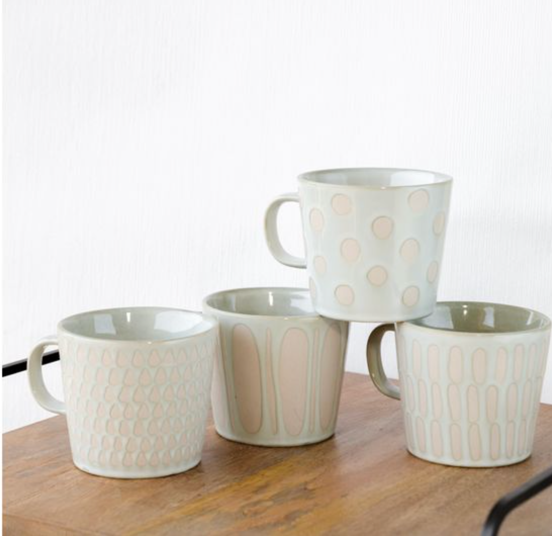 4 ASST. PATTERN MUGS