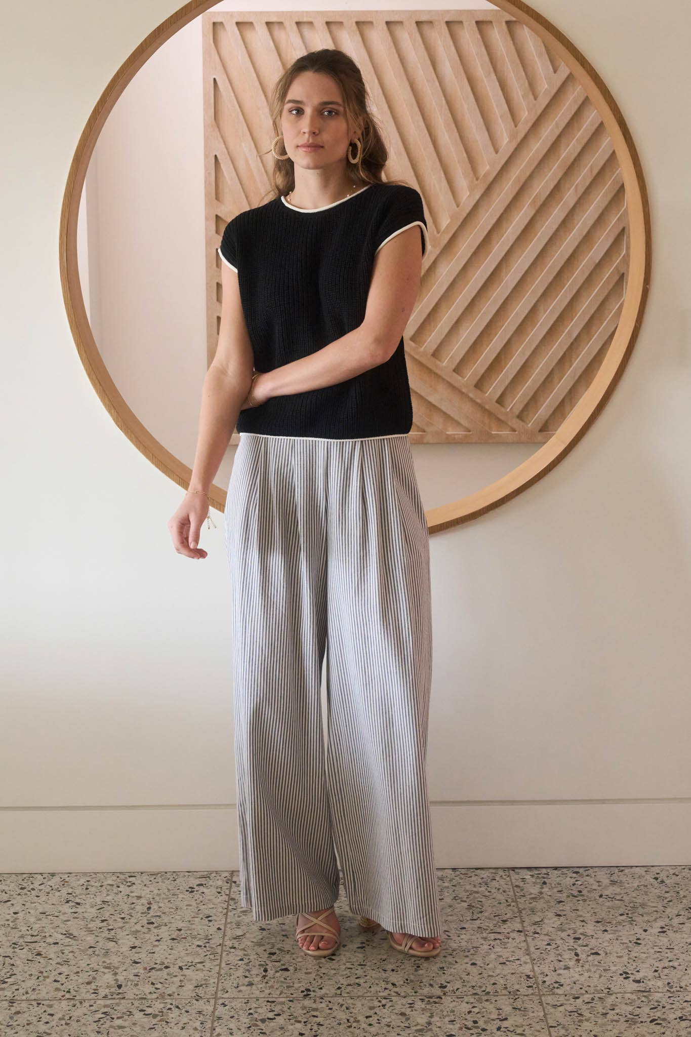 Contrast Trim SS Knit Sweater