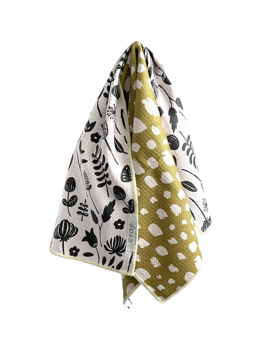 Vintage Highway: Reversible Hand Towel