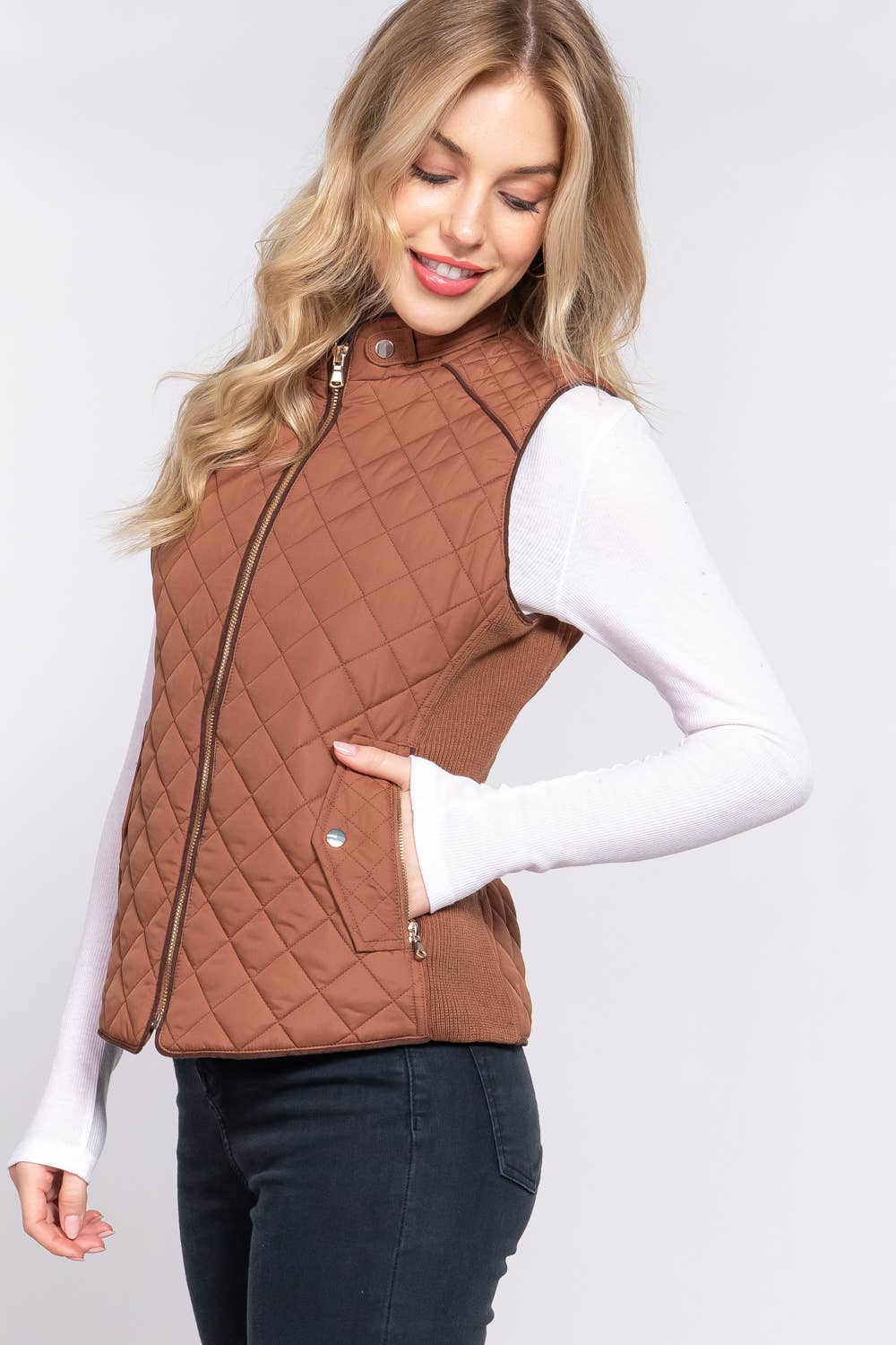 Active Basic | Active USA - Suede Piping Detail Rib Quilted Padding Vest