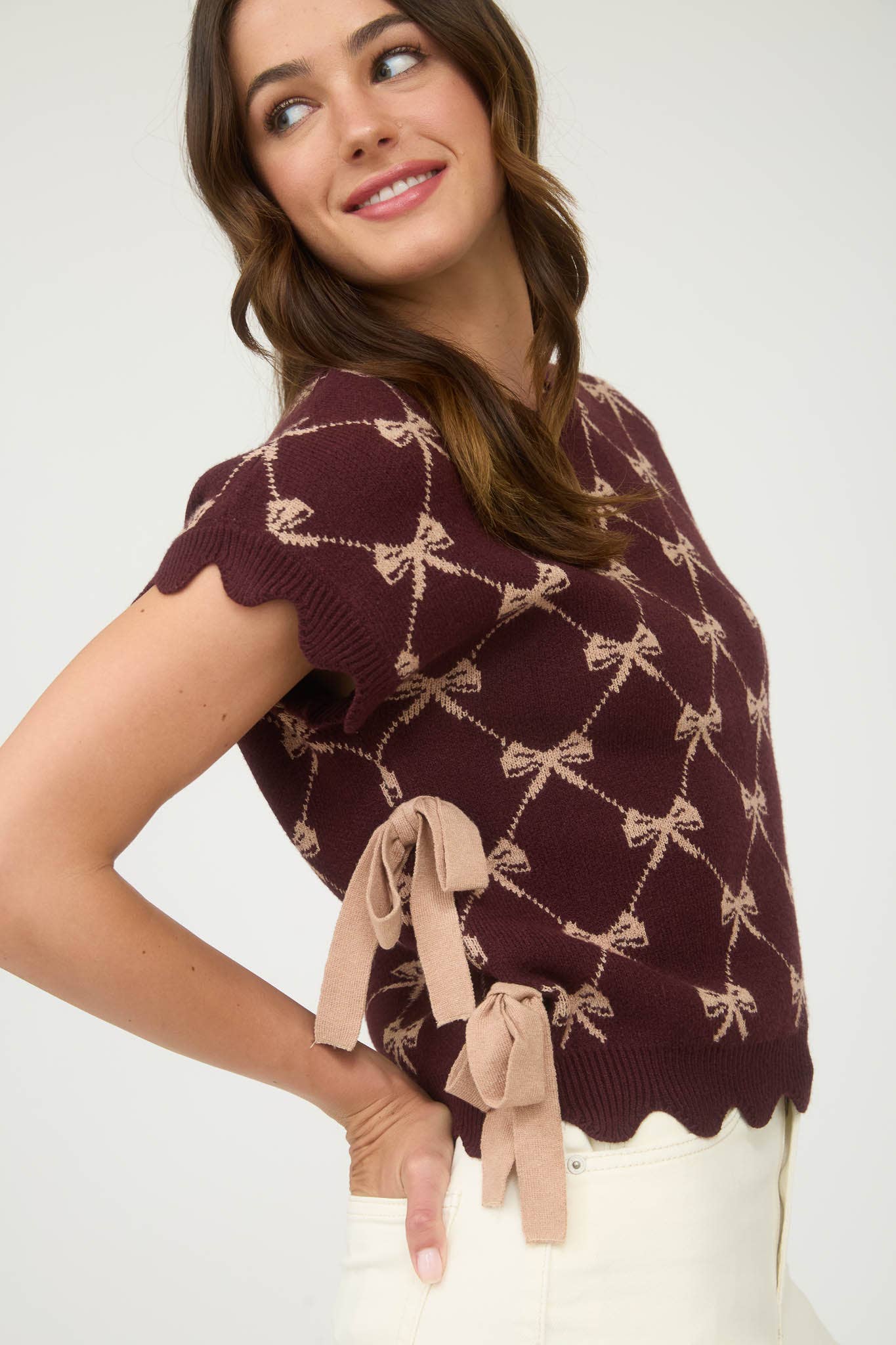 Blu Pepper - BOW PATTERN SHORT SLEEVE SIDE TIE KNIT PULLOVER