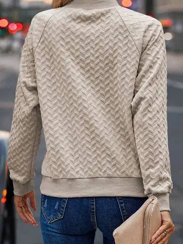 Suhkasana - Textured Raglan Sleeve Pullover Sweatshirt